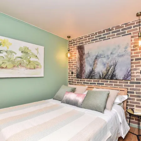 Magnificent Apartment- 2br-6p - Republique * باريس