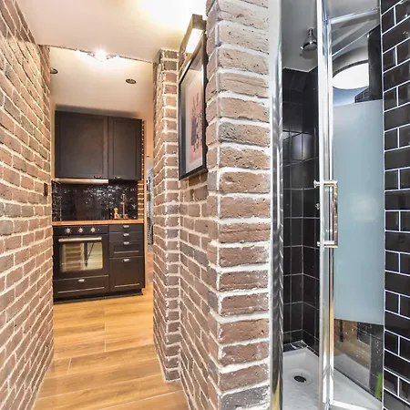 Magnificent Apartment- 2br-6p - Republique Апартаменты