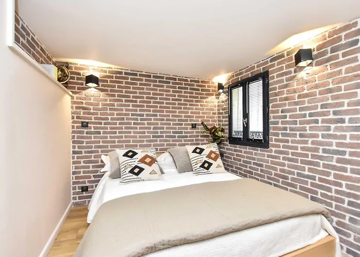 Magnificent Apartment- 2br-6p - Republique Paris